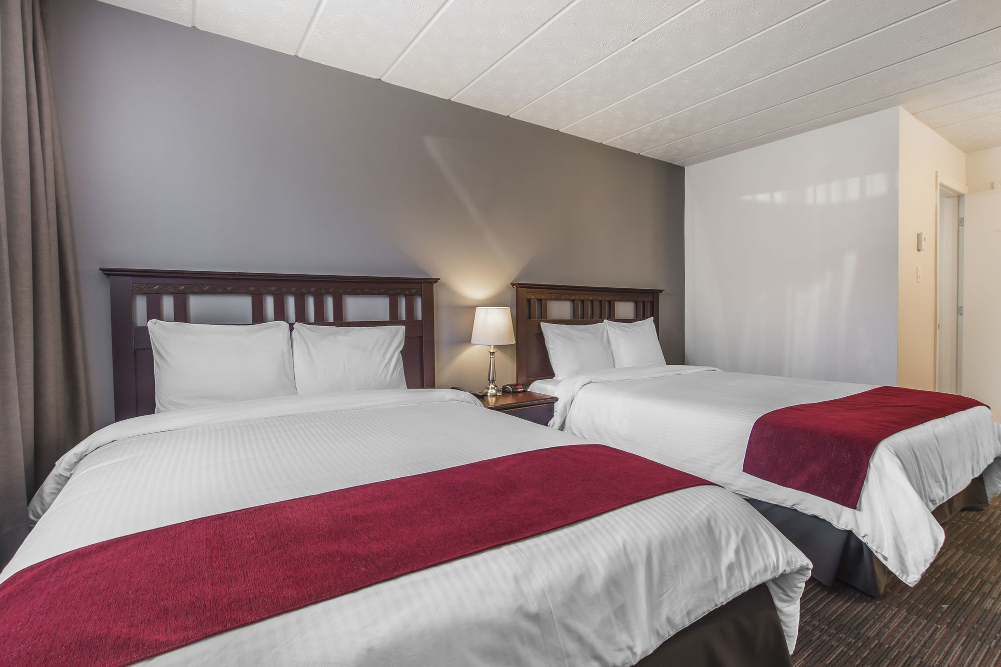 גרנבי Hotel Le Principal חדר תמונה