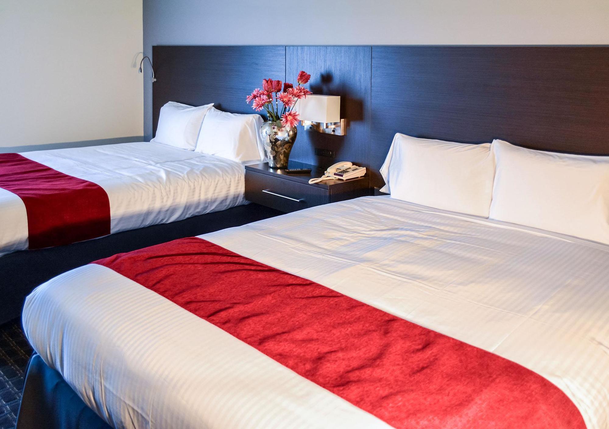 גרנבי Hotel Le Principal מראה חיצוני תמונה