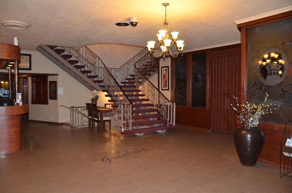 גרנבי Hotel Le Principal מראה חיצוני תמונה