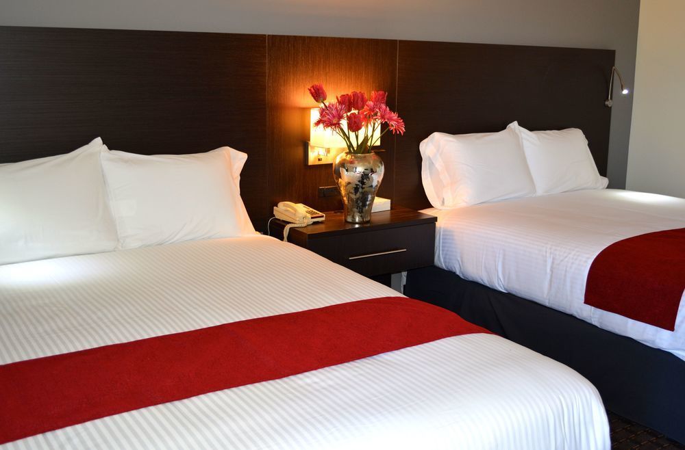 גרנבי Hotel Le Principal מראה חיצוני תמונה