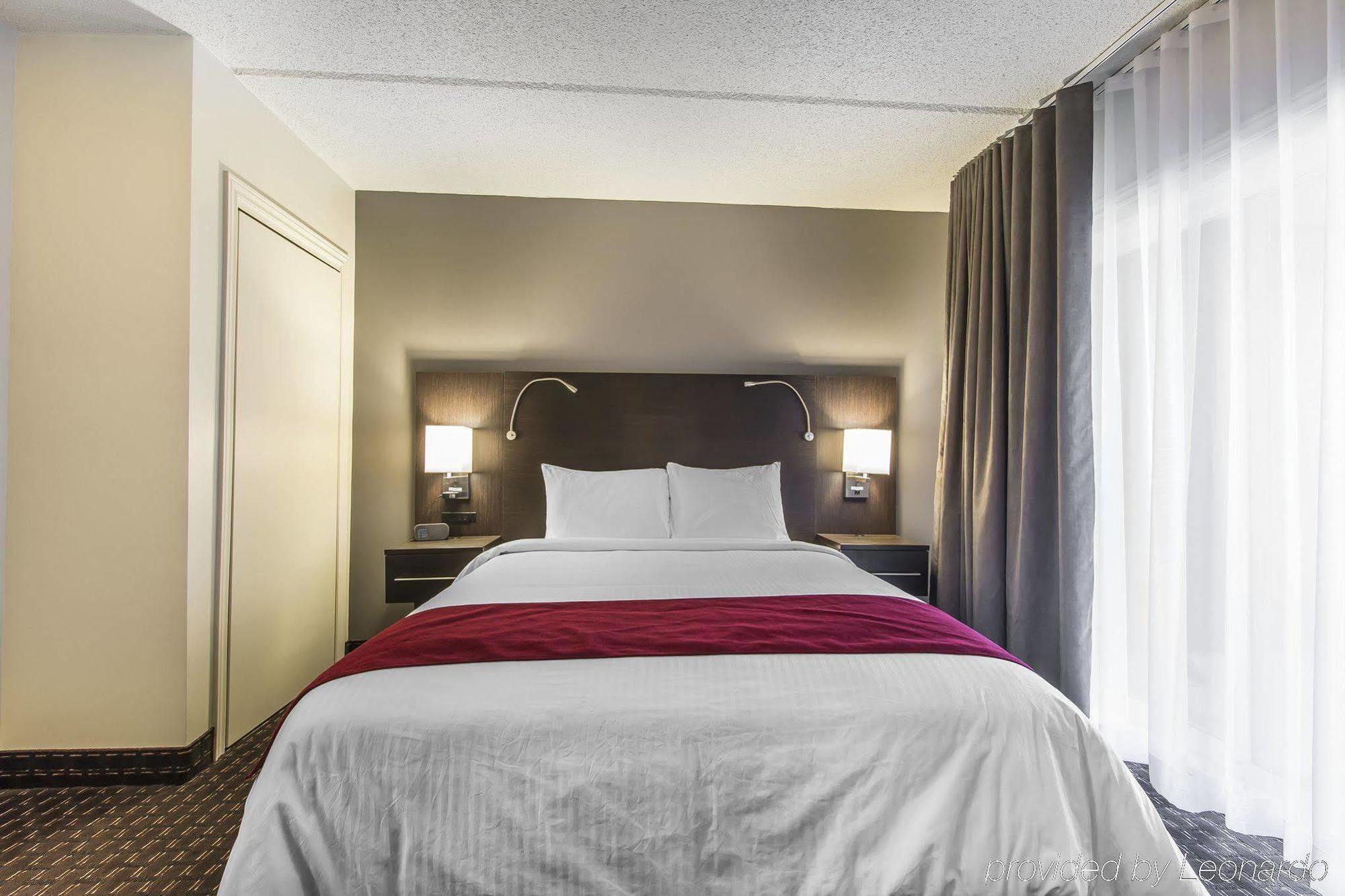 גרנבי Hotel Le Principal מראה חיצוני תמונה