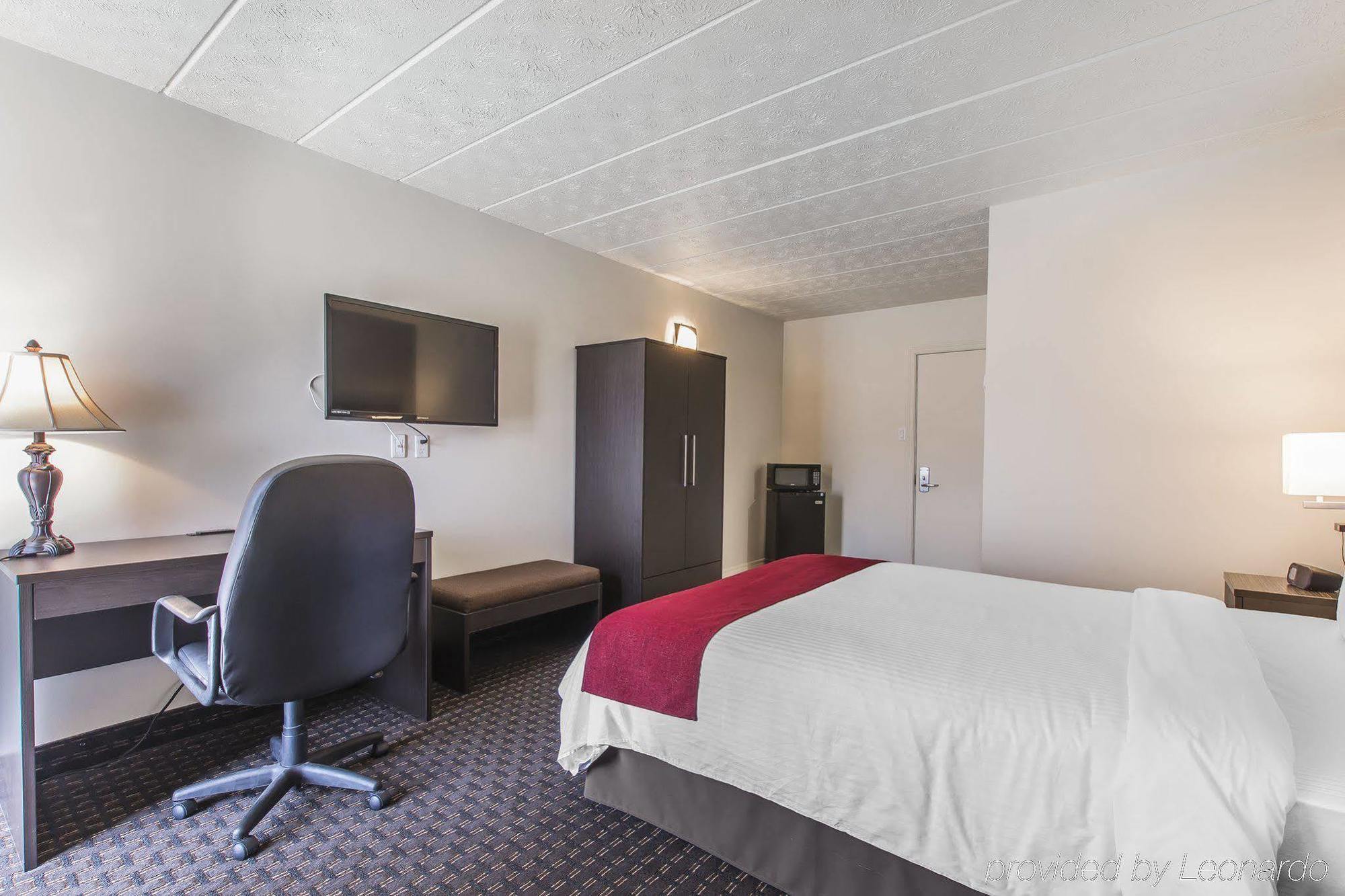 גרנבי Hotel Le Principal מראה חיצוני תמונה