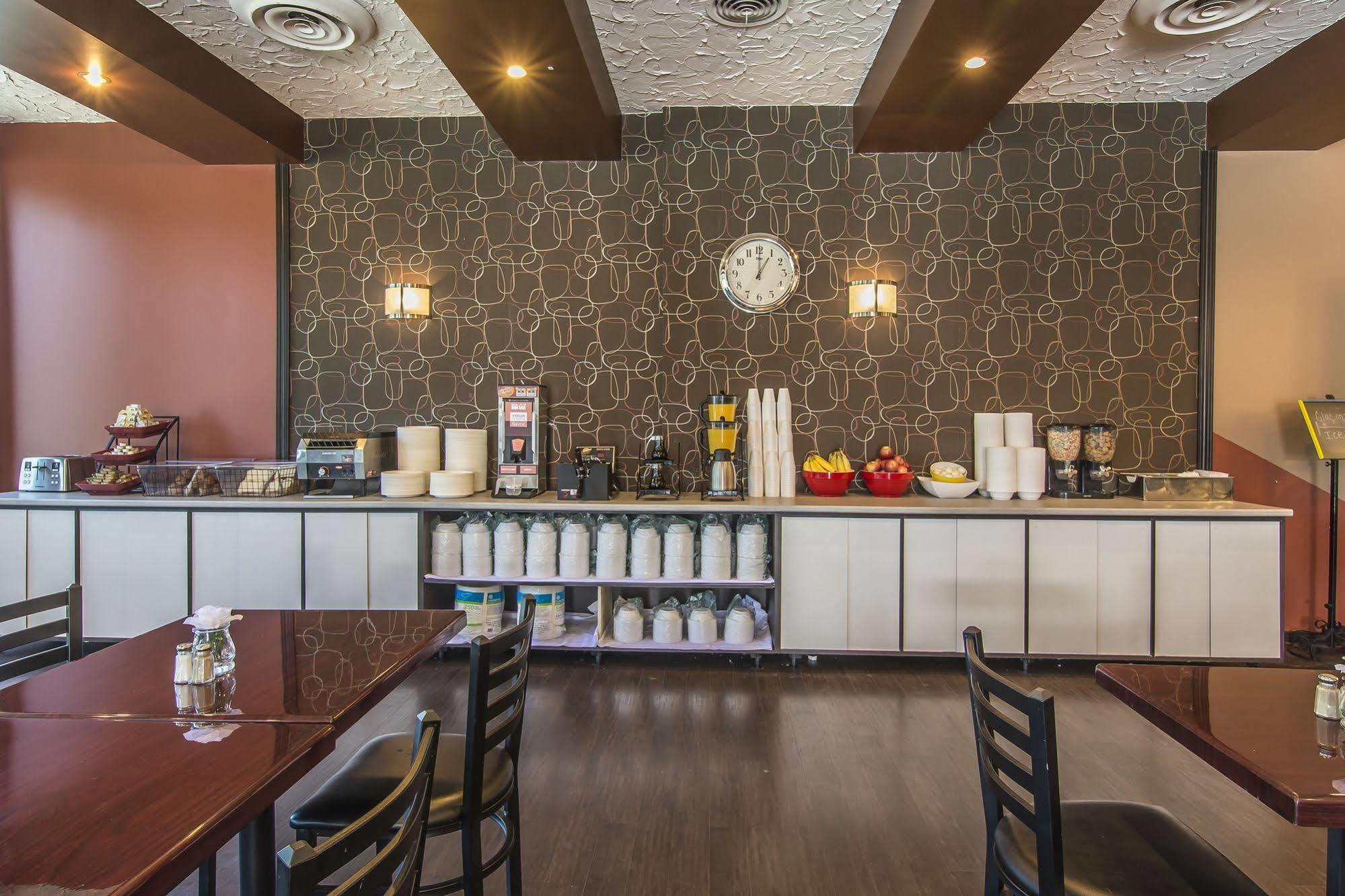 גרנבי Hotel Le Principal מראה חיצוני תמונה